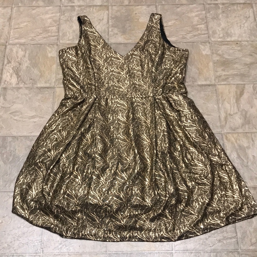 Ashley Stewart gold skater dress 22/24. NWT.
